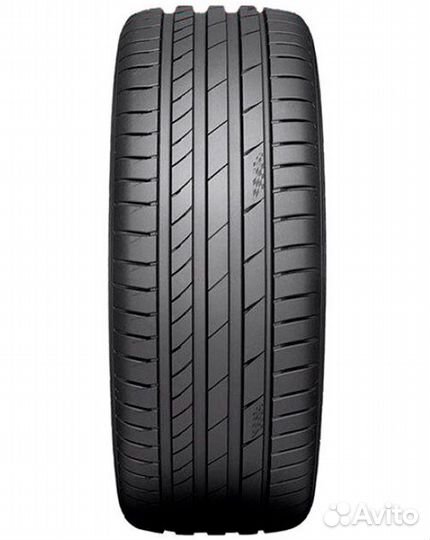 Kumho Ecsta PS71 205/50 R17 93Y