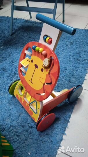 Машинка каталка толокар