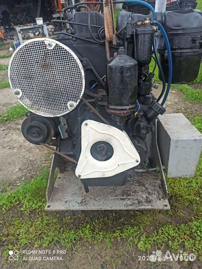 Двигатель д120