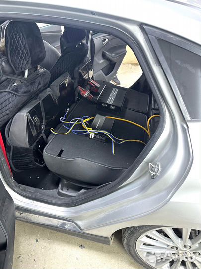 Продажа и установка Сабуфер