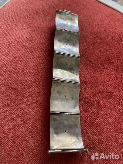 Серебряный браслет с кораллами