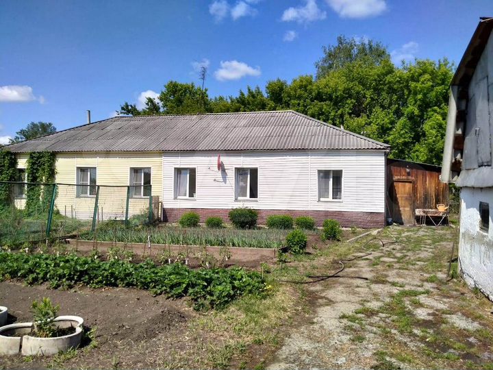 Дом 67,7 м² на участке 7,6 сот.