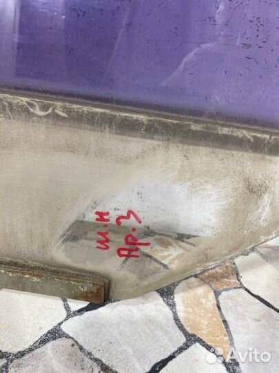 Стекло двери заднее правое Chevrolet Niva 1.7 2004