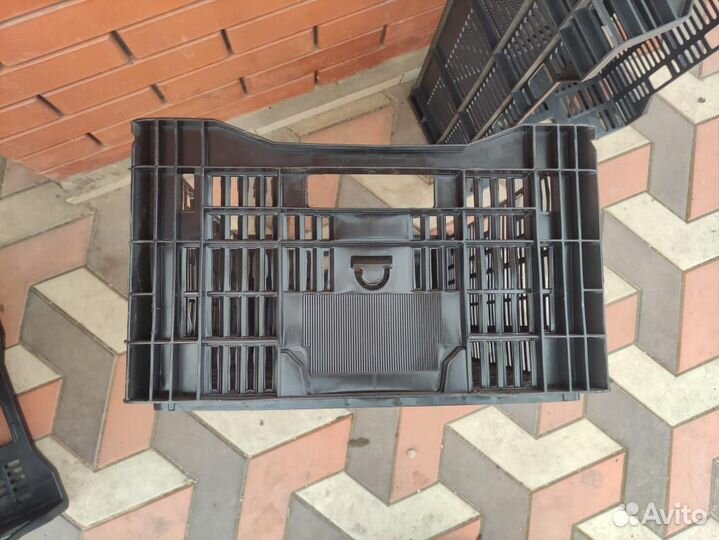 Ящик пластиковый