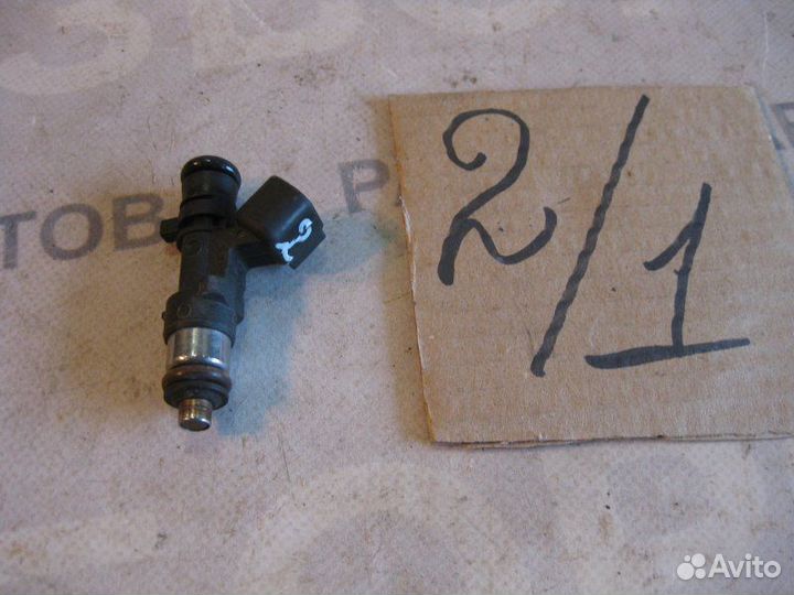 Форсунка инжекторная электрическая №2 Ford Kuga