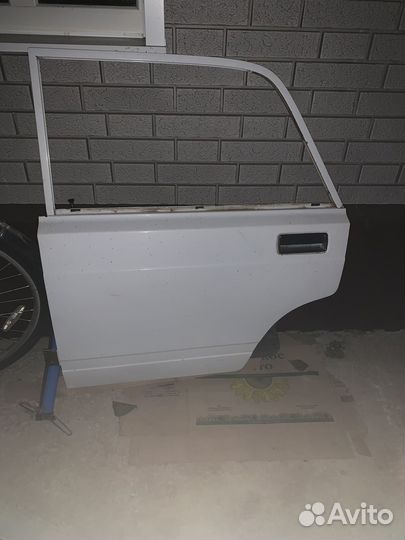 Дверь задняя левая ваз 2107
