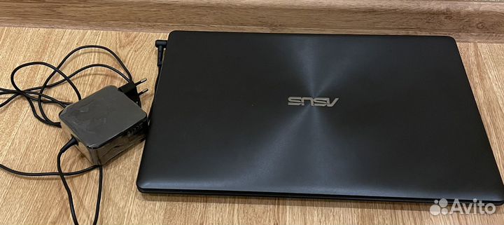 Asus x552e