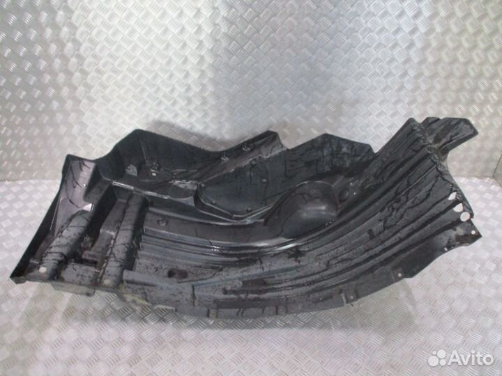 Подкрылок левый MAN 81612300275