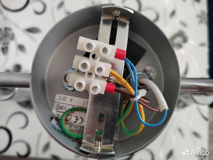 Светильник потолочный