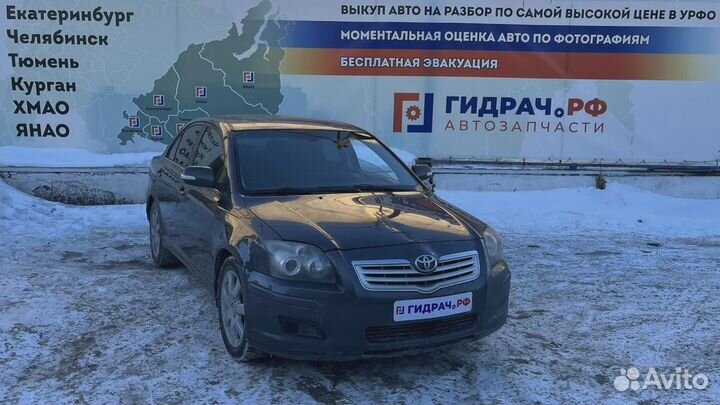 Панель задняя Toyota Avensis (T250)