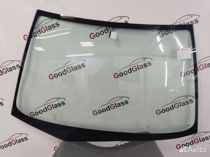 Стекло лобовое Митсубиши Лансер 9 2001-2007 год