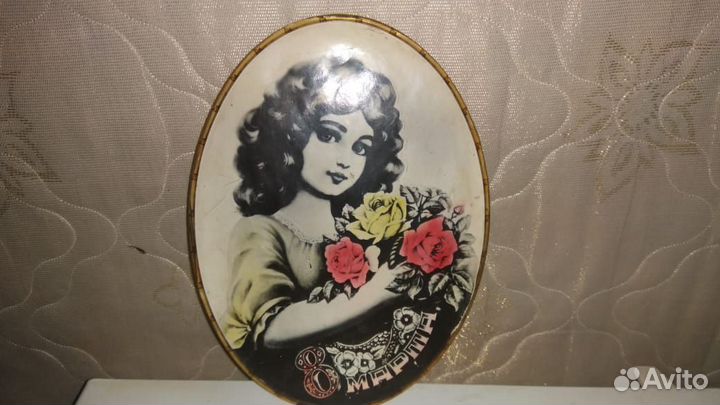 Портрет овальный