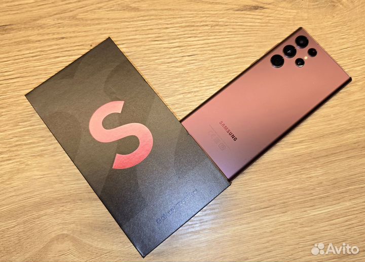 Samsung Galaxy S22 Ultra, 12/512 ГБ