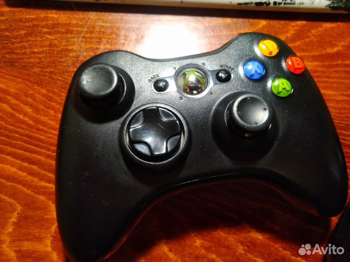 Джойстик Xbox 360