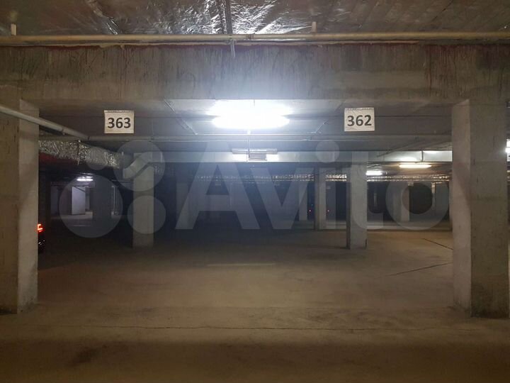 Машиноместо, 20 м²