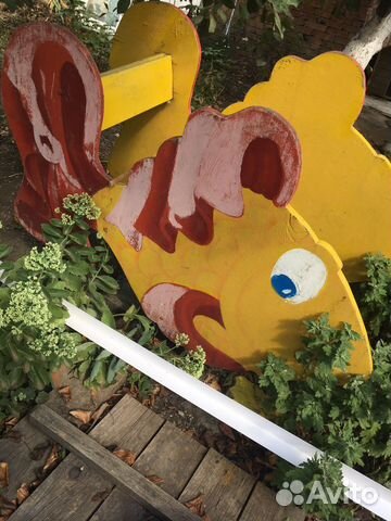 Детские качели уличные