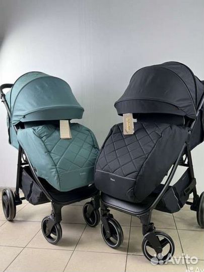 Прогулочная коляска новая