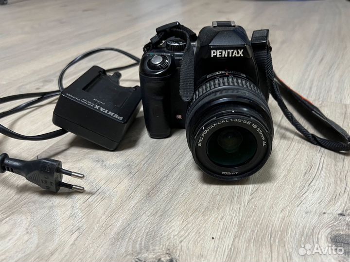 Зеркальный фотоаппарат Pentax K-R