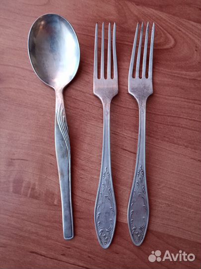 Кофейные мельхиор СССР и чайные в футляре СССР