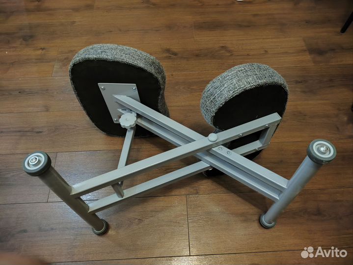 Коленный стул