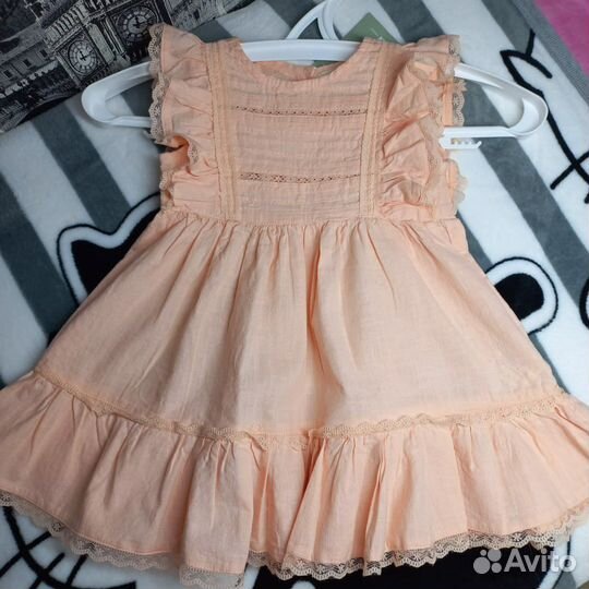 Платье на девочку новое