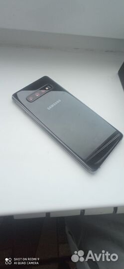 Samsung Galaxy S10, 8/128 ГБ