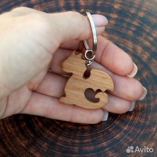 Брелок из дерева ручной работы в подарок, дракон