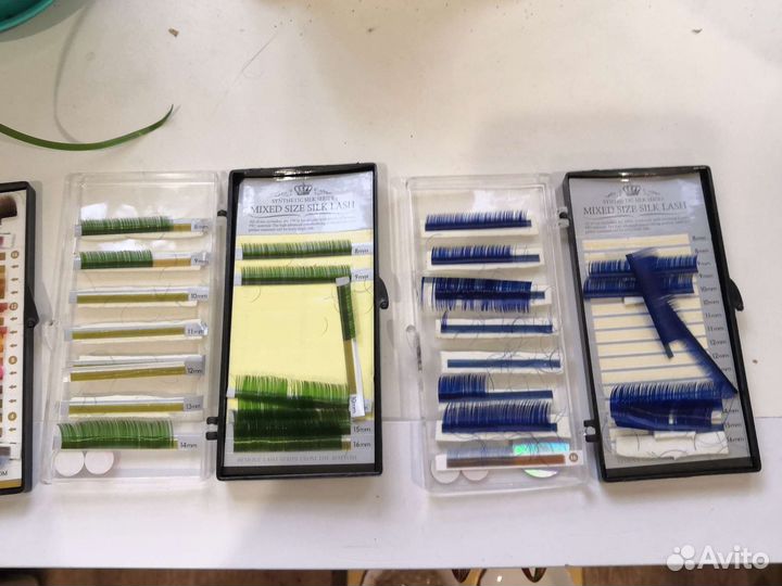 Наборы цветных ресниц для лешмейкеров