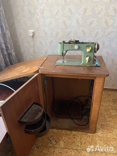 Швейная машина Veritas