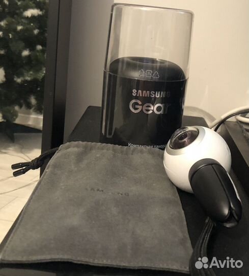 Панорамная видео/веб камера Samsung Gear 360