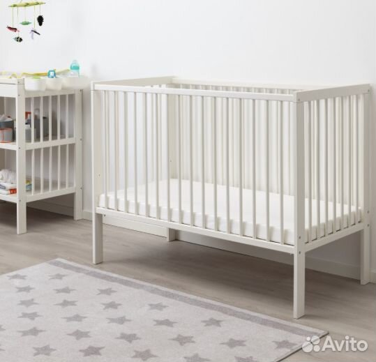 Кроватка для новорожденных