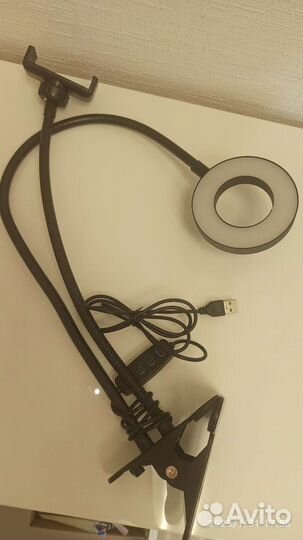 Кольцевая лампа с держателем для телефона