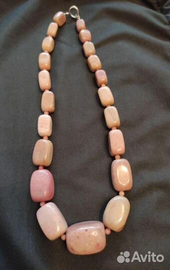 Бусы из натуральных камней