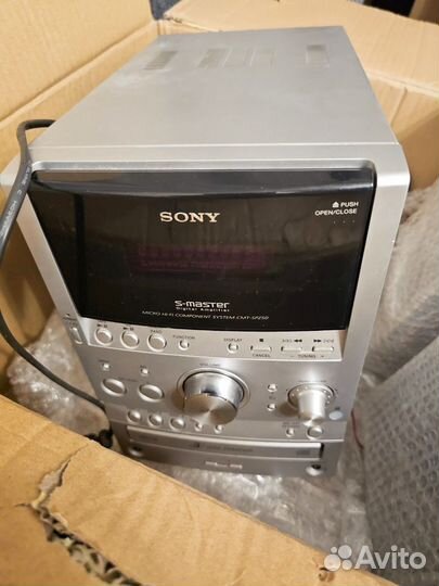 Музыкальный центр sony