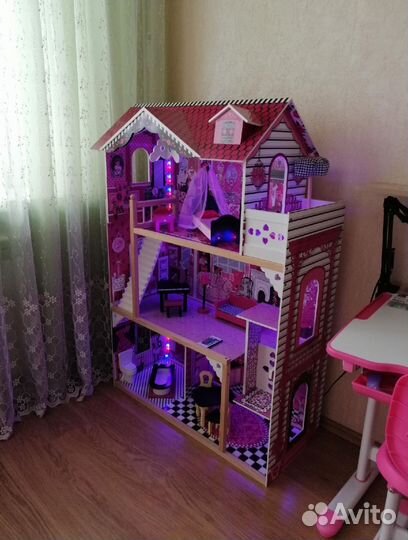 Кукольный домик Барбара с мебелью, светом