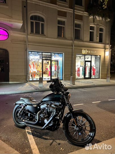 Harley Davidson sportster 883