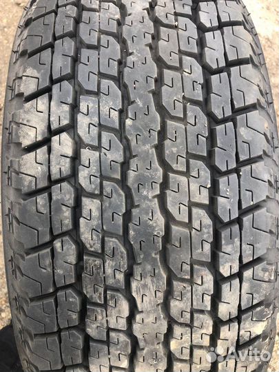Bridgestone Dueler H/T 275/65 R17