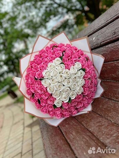 Букеты из 51, 101 роза цветы с доставкой