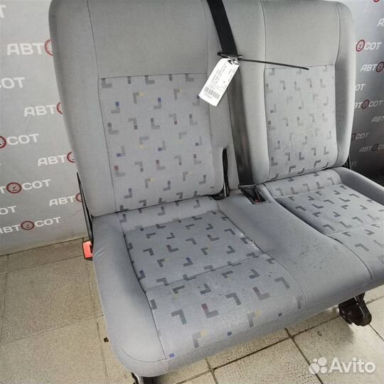 Сиденье двойное VW Transporter T5 20032010