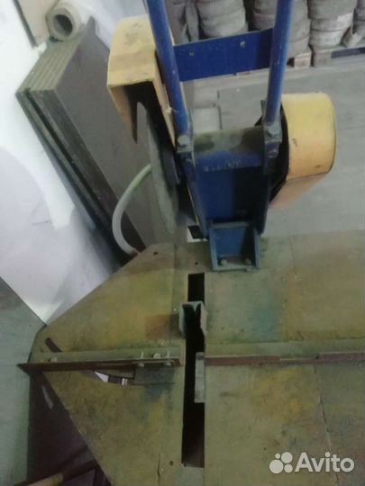 Отрезной станок по металлу