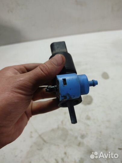 Насос омывателя Volkswagen Golf 5G1 cjza 1.2 2014