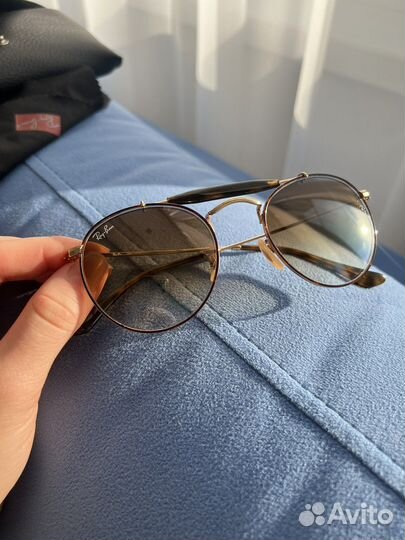 Солнцезащитные очки ray ban