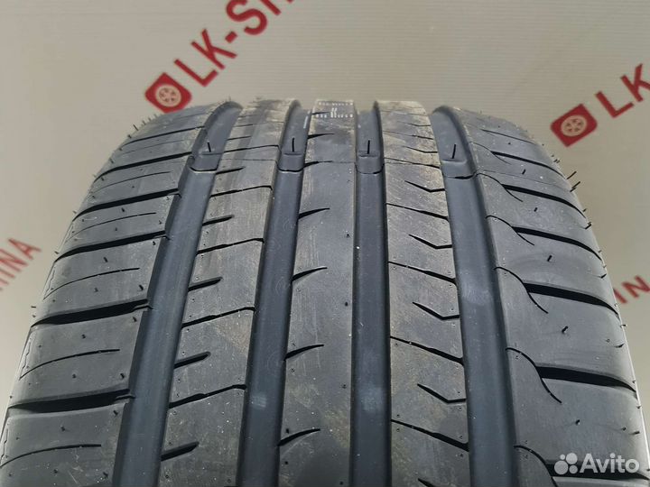 Firemax FM601 255/35 R18 94W