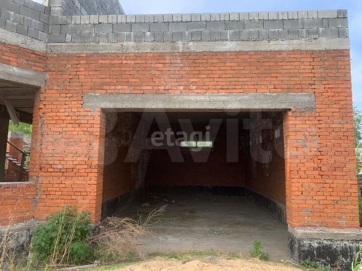 Дом 360 м² на участке 12 сот.