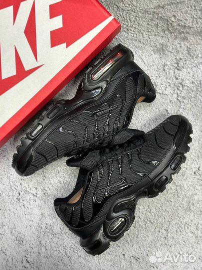 Кроссовки nike air max th plus