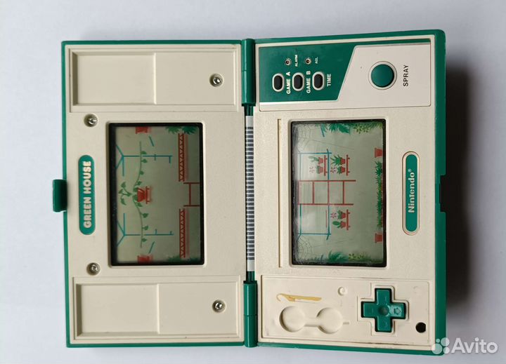 Карманная игровая приставка nintendo 1982 год