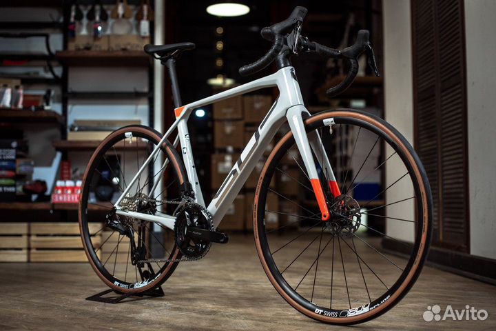 Superior X-Road Team Elite Di2. Эндуранс/гревел