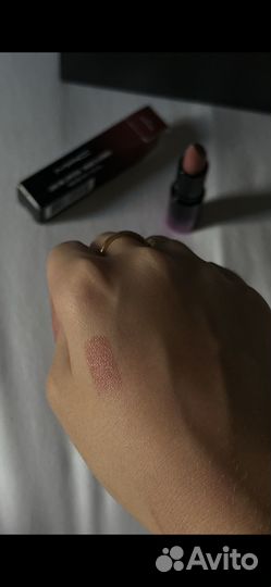Mac lipstick love me помада 411 оригинал