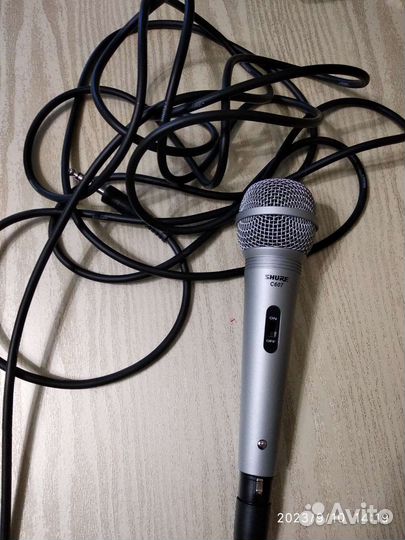 Динамический микрофон shure c607