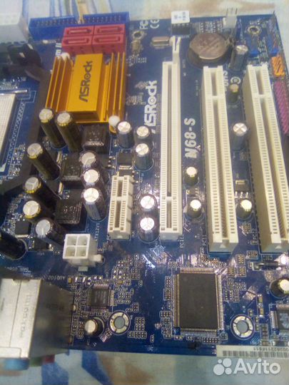 Материнская плата Dual Channel DDR2 1066